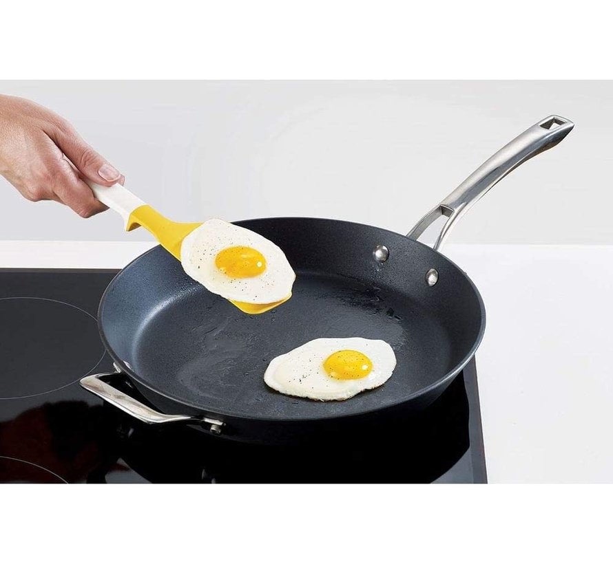 https://cdn.shoplightspeed.com/shops/629628/files/43411408/890x820x2/joseph-joseph-elevate-egg-spatula.jpg