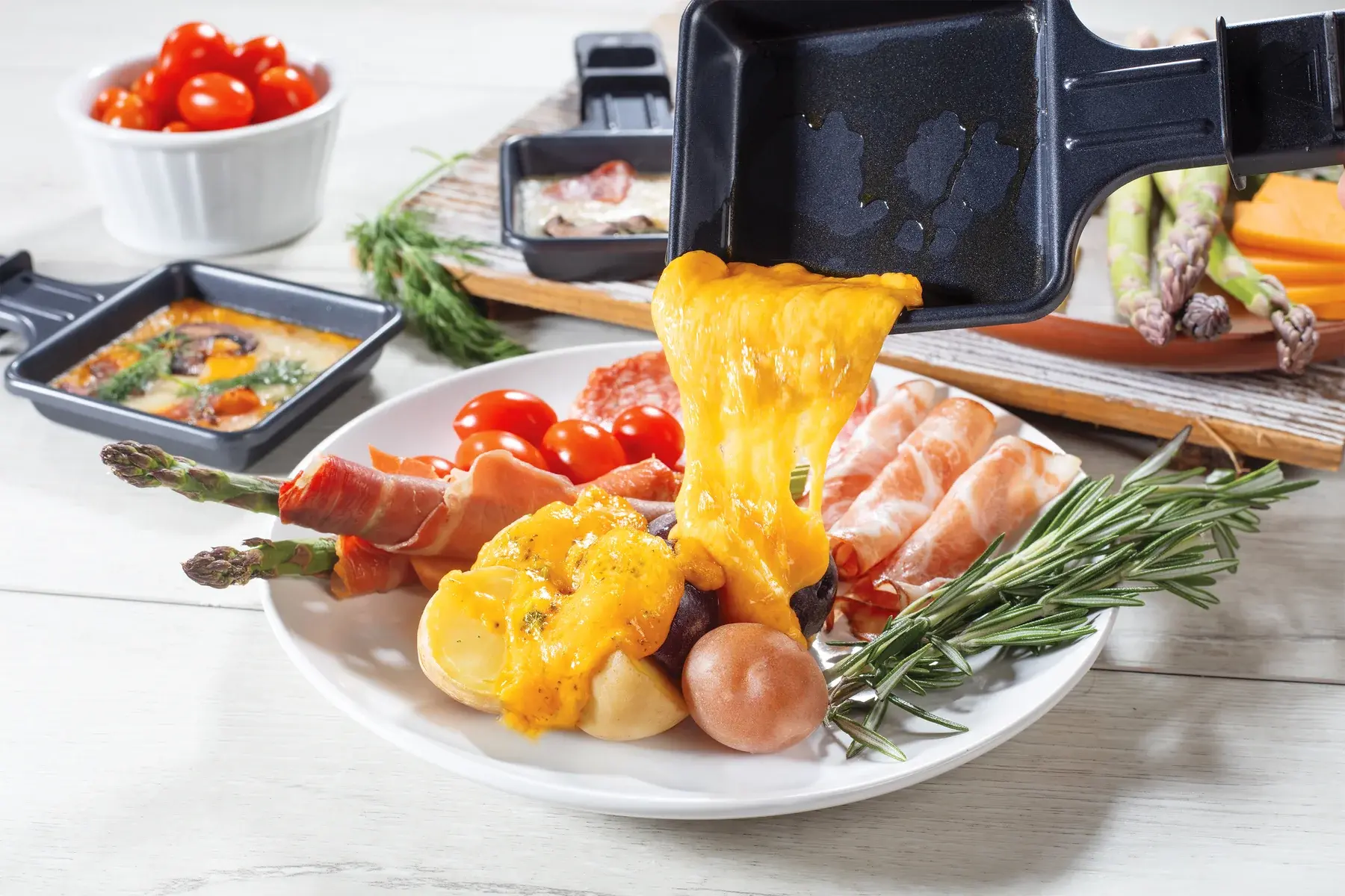 Masterchef Deluxe Cheese 8-Pan Raclette and Grill - White