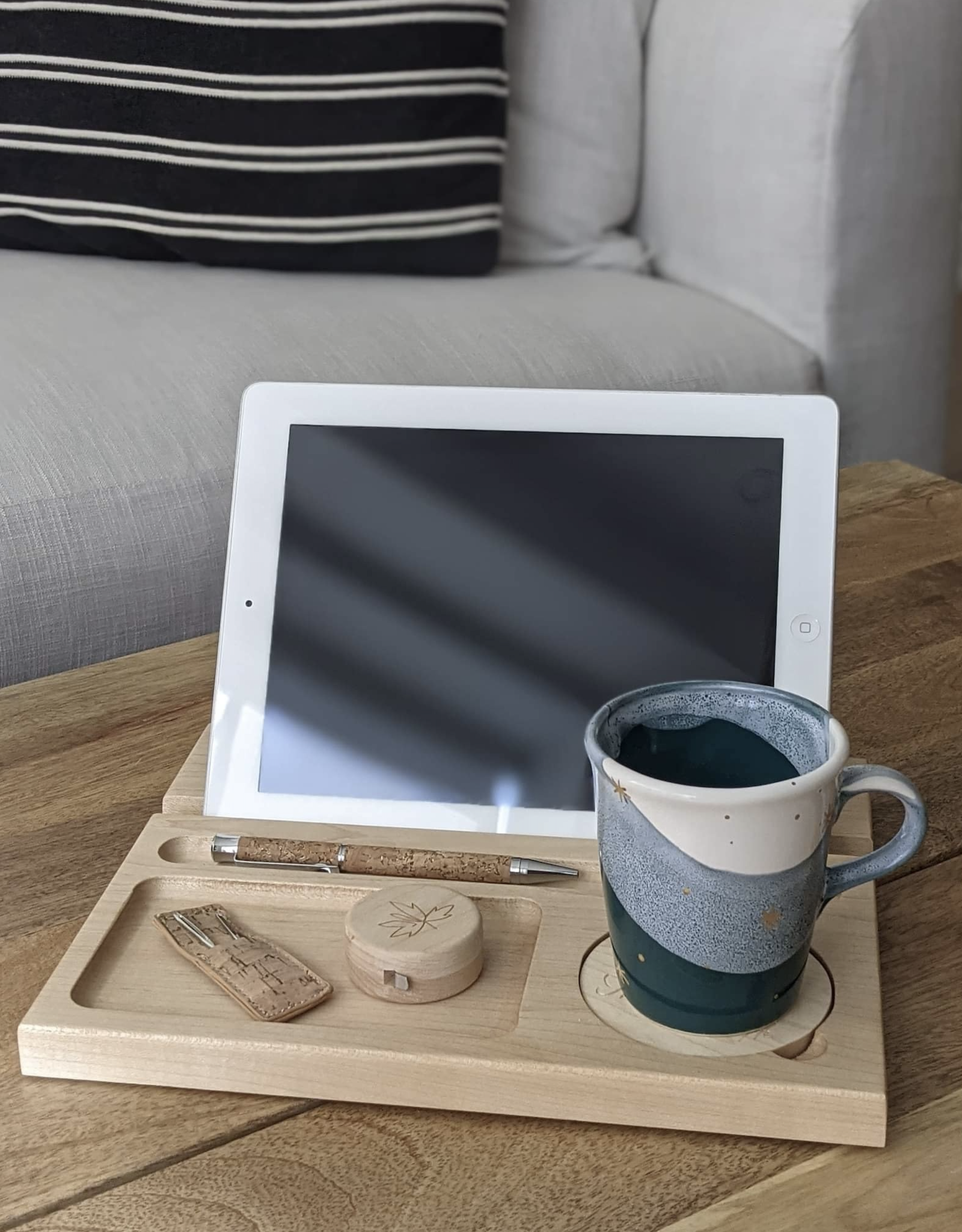 Thread and Maple Maple Tablet Tray