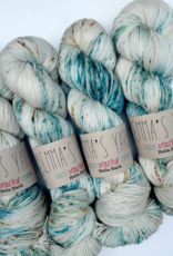 Emma's Yarn Traveler Shawl Kit