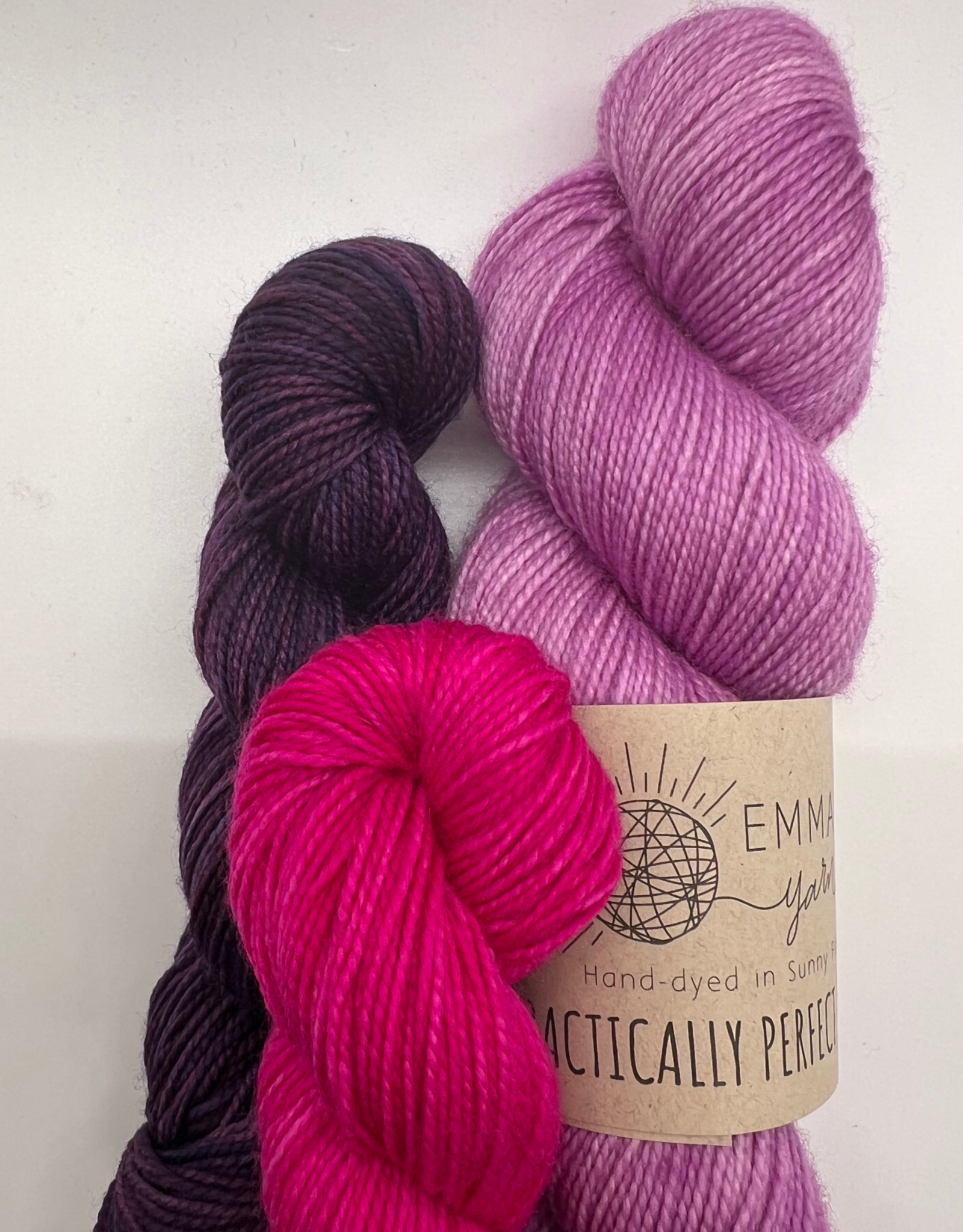 Emma's Yarn I'd Rather Dot Sock & Cowl Kit