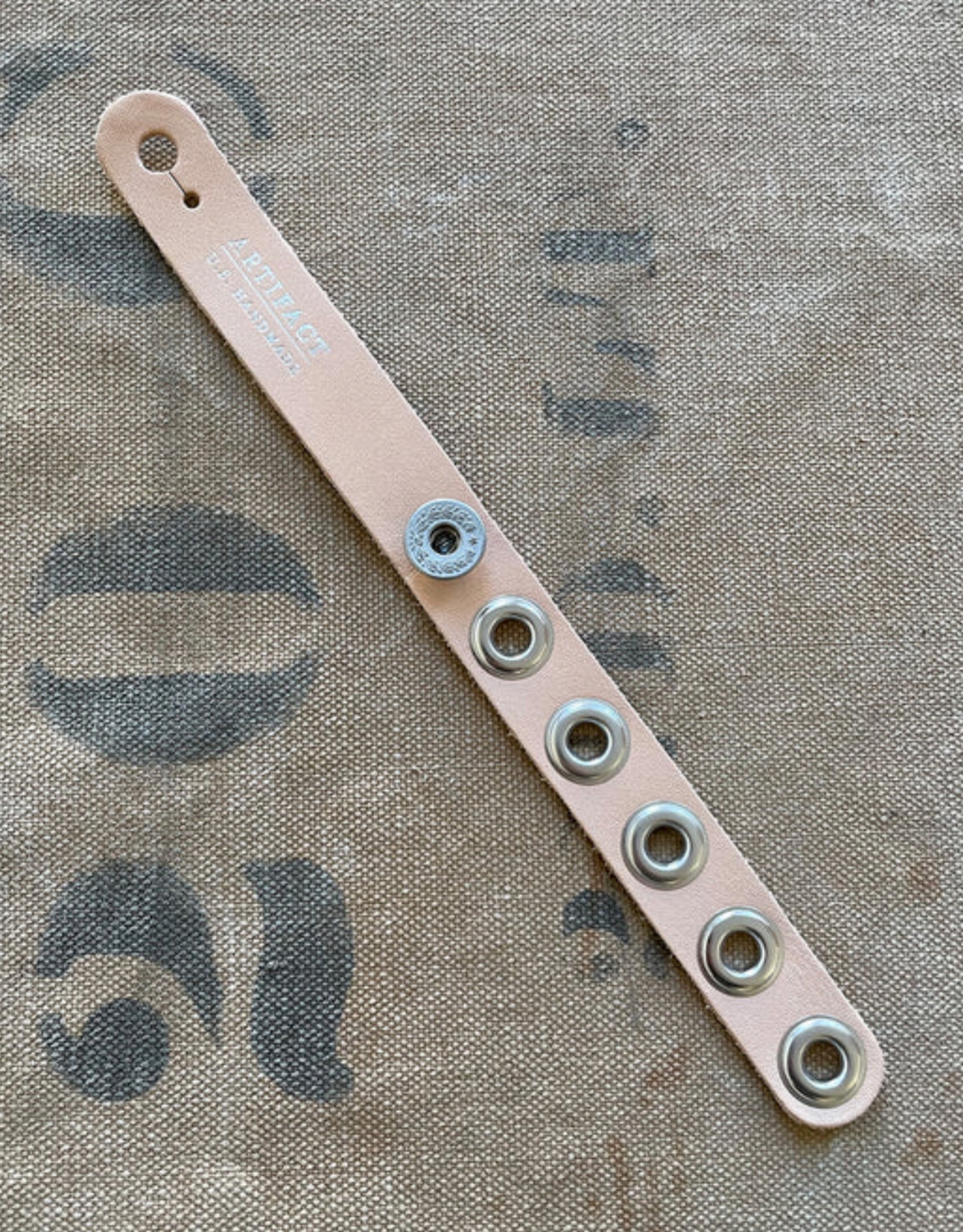 Artifact Yarn Tender