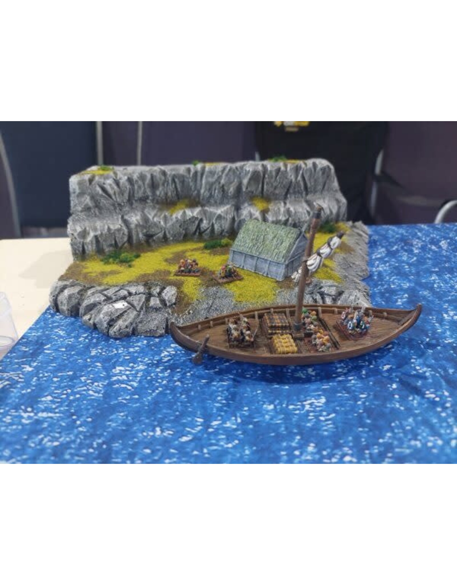 Hammer of the North Fjord Serpents Knarr Trading Ship Booster Set