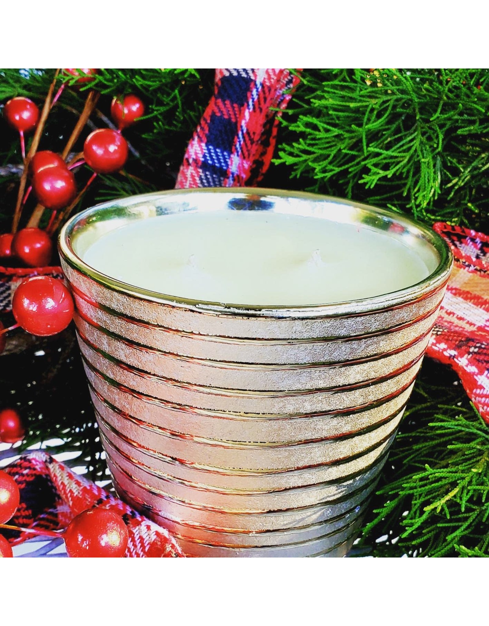 Southern Lights Gold Stripe Holiday Candle - Autumn Leaves 18oz
