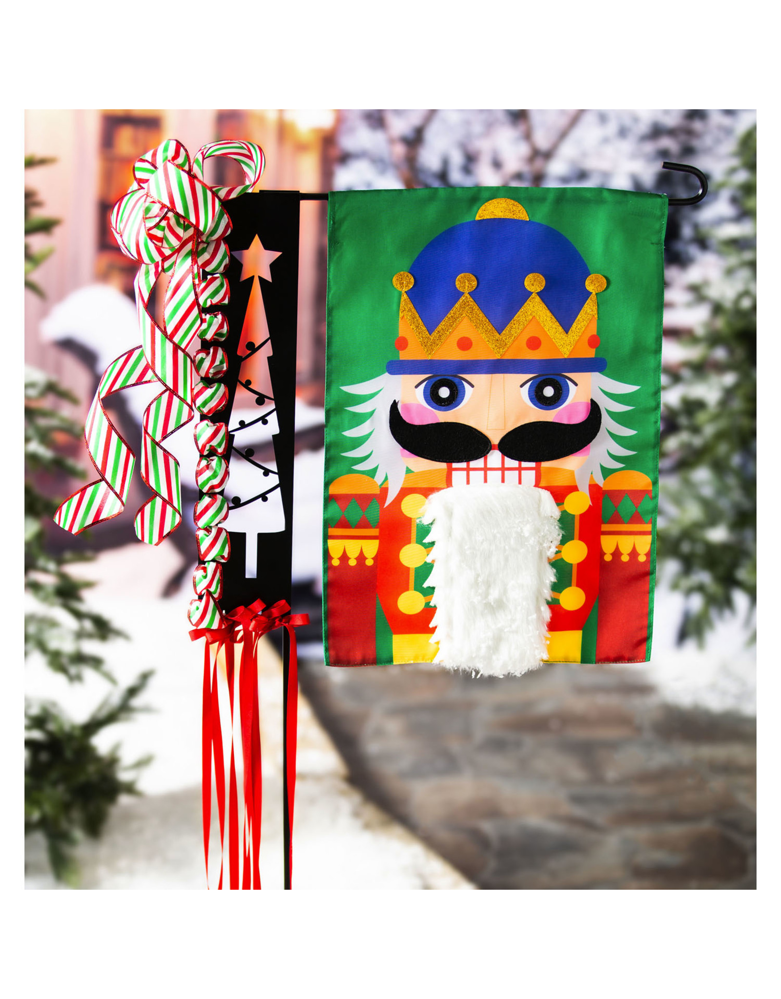 Evergreen Enterprises Nutcracker Christmas Garden Applique Flag