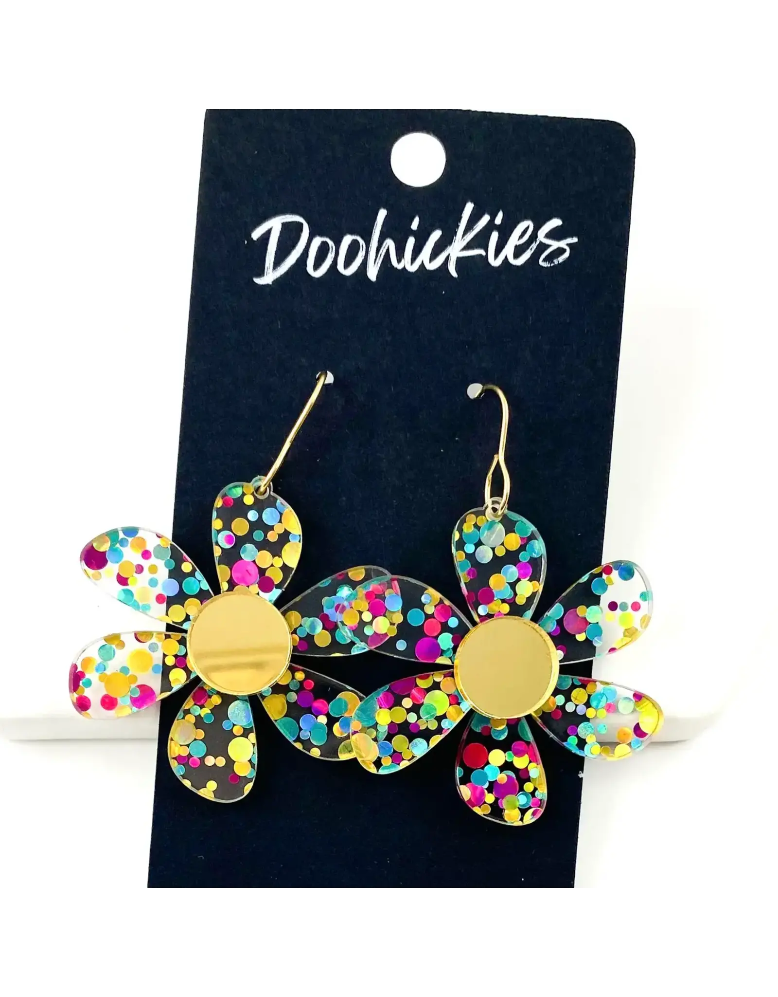 Doohickies/So. Charm Trade 3-D Daisy Spring Earrings