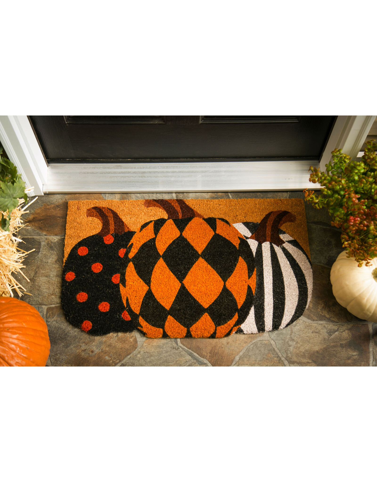 Evergreen Enterprises Pattern Pumpkins Shaped Coir Mat