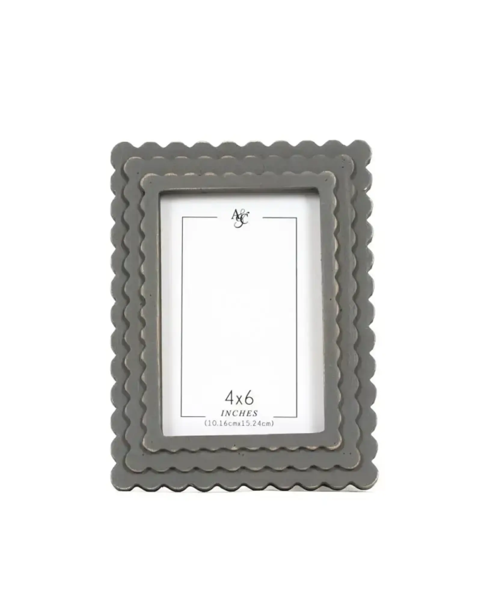 Adams & Co. Wood Scallop Photo Frame - Grey