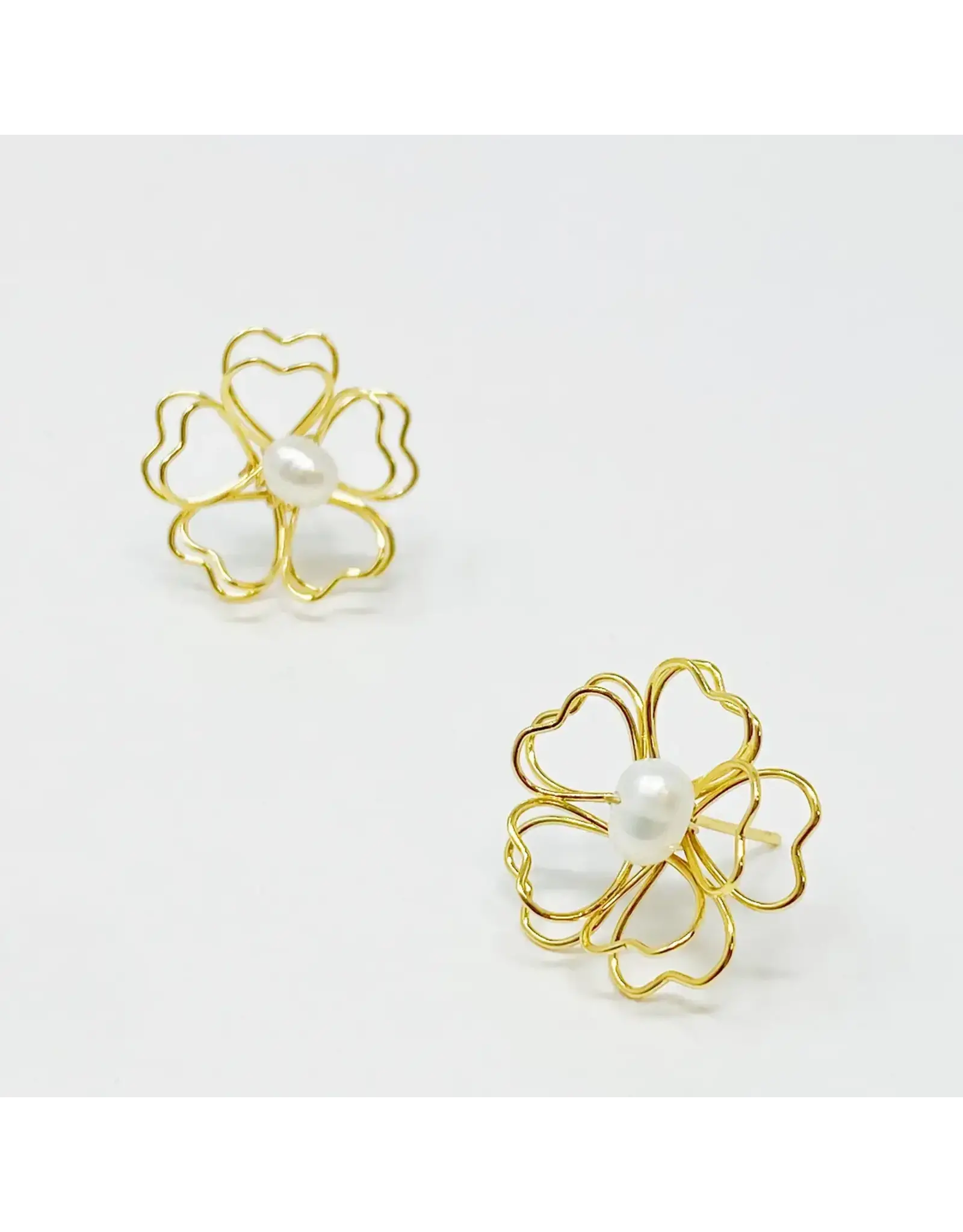 Ellison & Young/Faire Heart Petals with Freshwater Pearl Earrings
