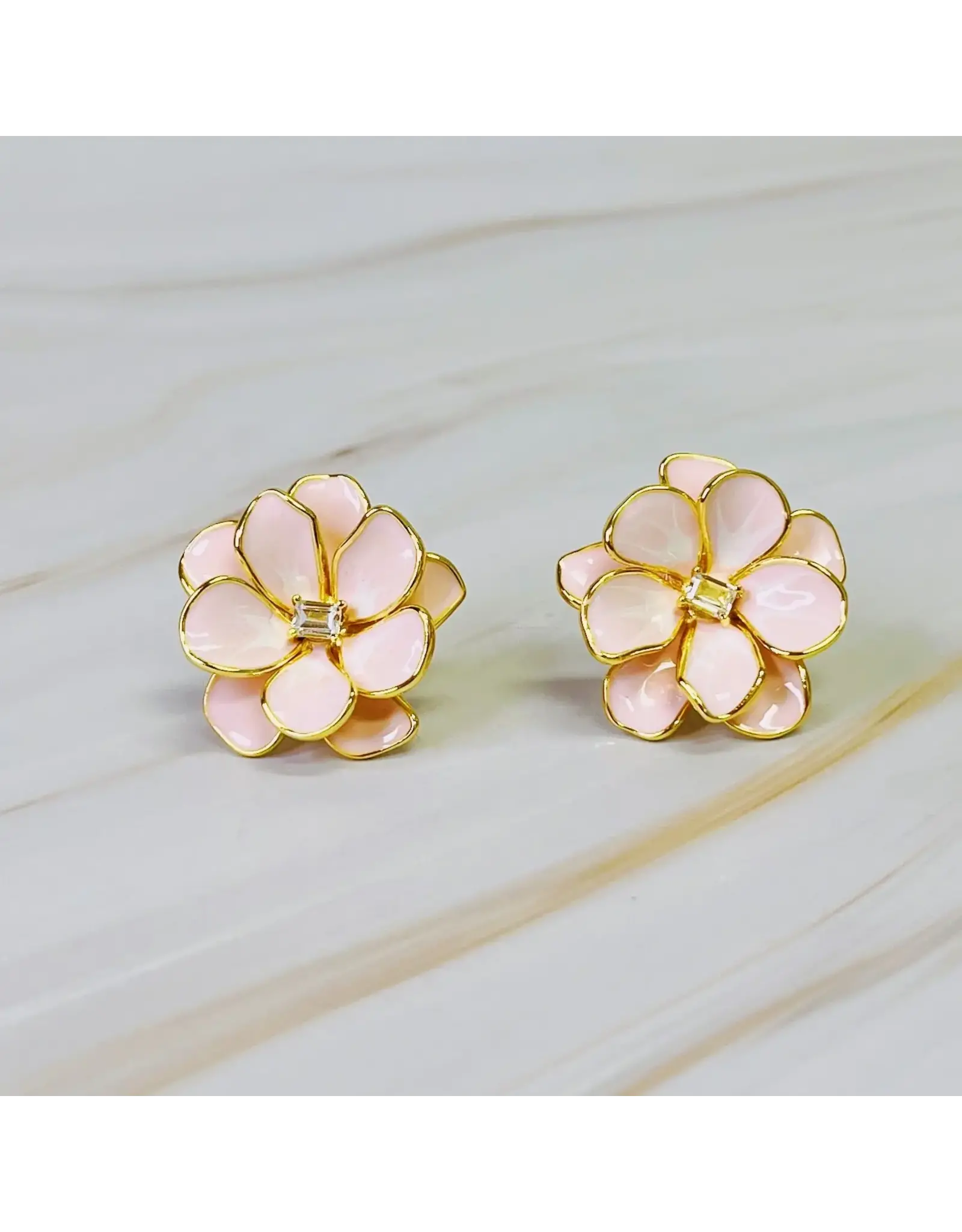Ellison & Young/Faire Scarlett Art of Flower Earrings - Blush Pink