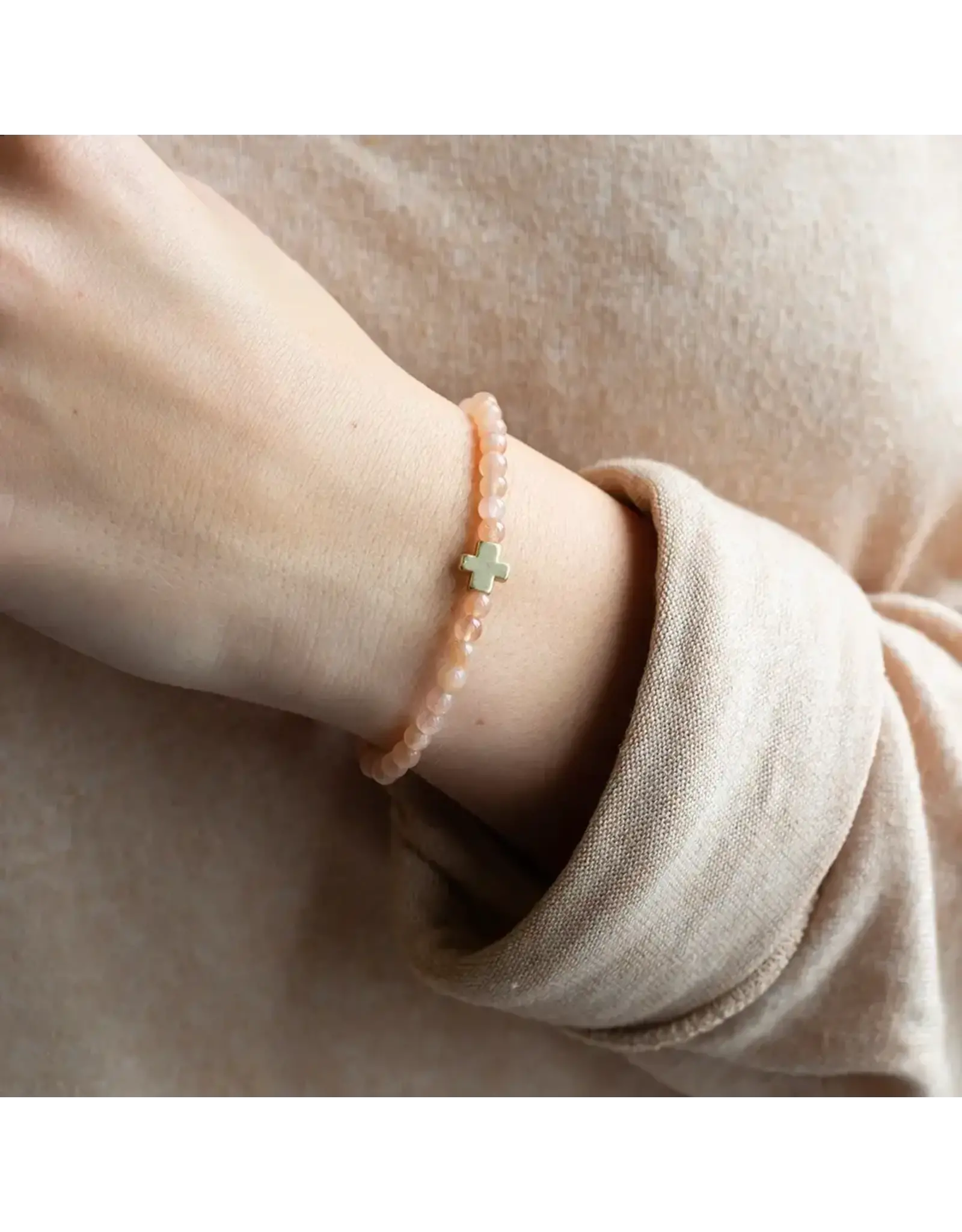 Lenny & Eva/Faire Faith Over Fear Cross Bracelet, 4mm-Sunstone