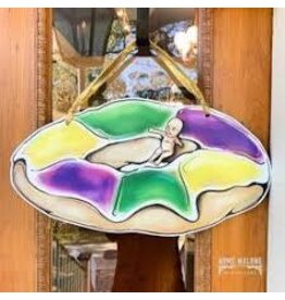 Home Malone King Cake w/Baby Door Hanger