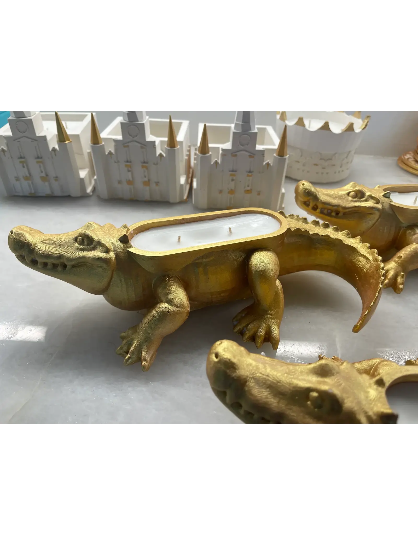 Boujee Nola Coquette Alligator Candle - 8oz