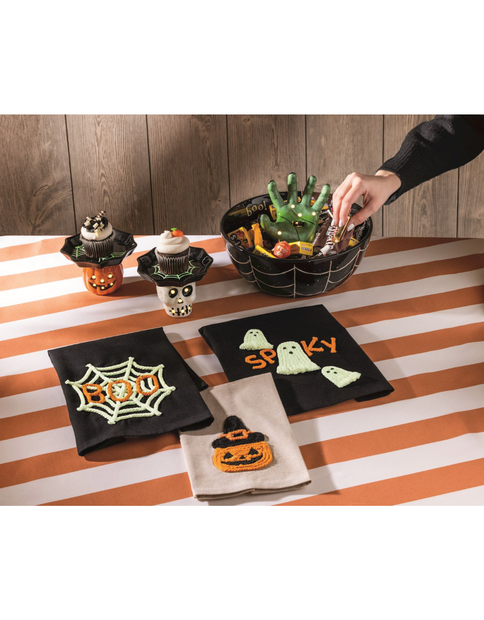Mud Pie Halloween Glow Rope Towels