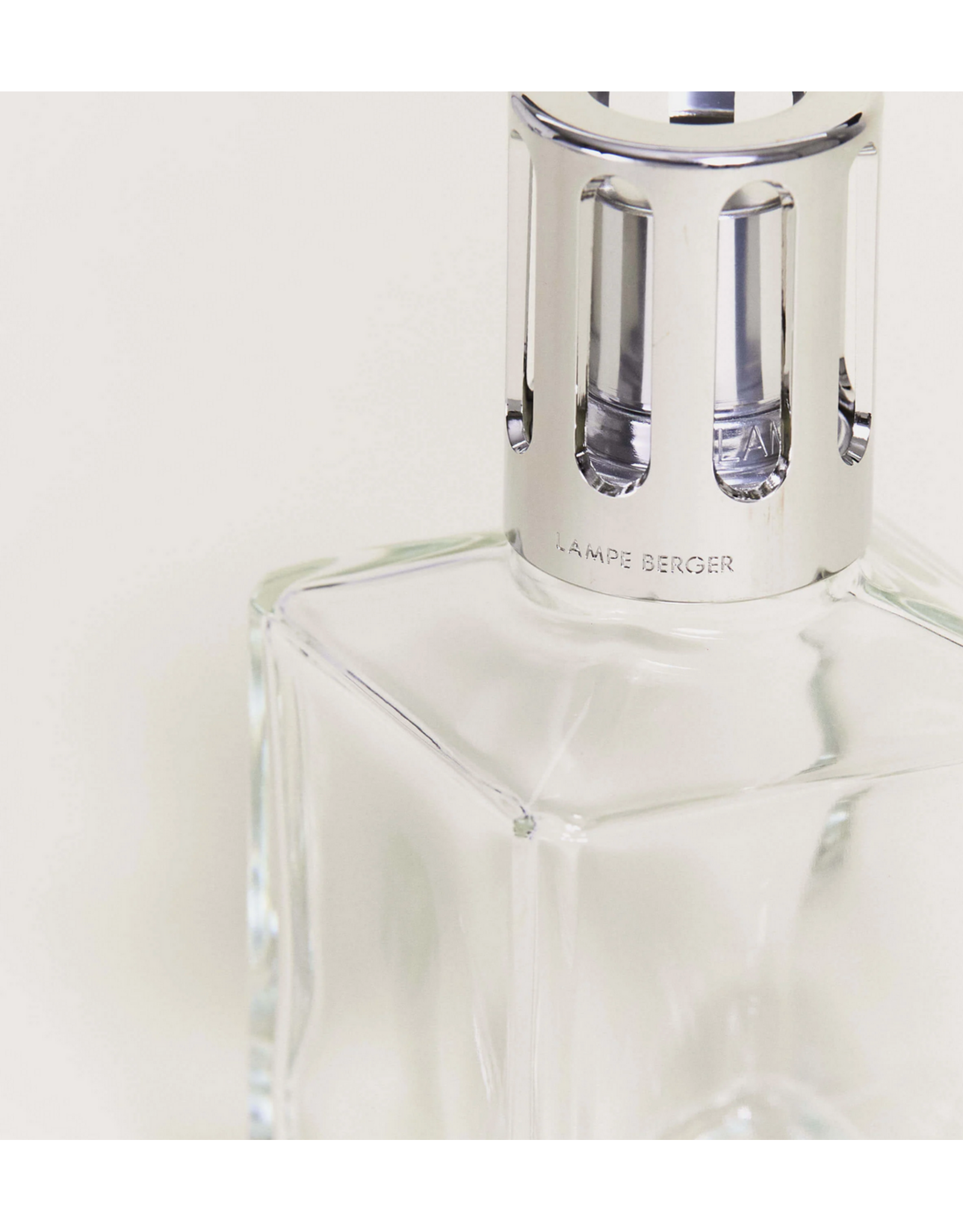 Maison Berger Essential Square Lampe Gift Set with Air Pur So Neutral + Ocean Breeze