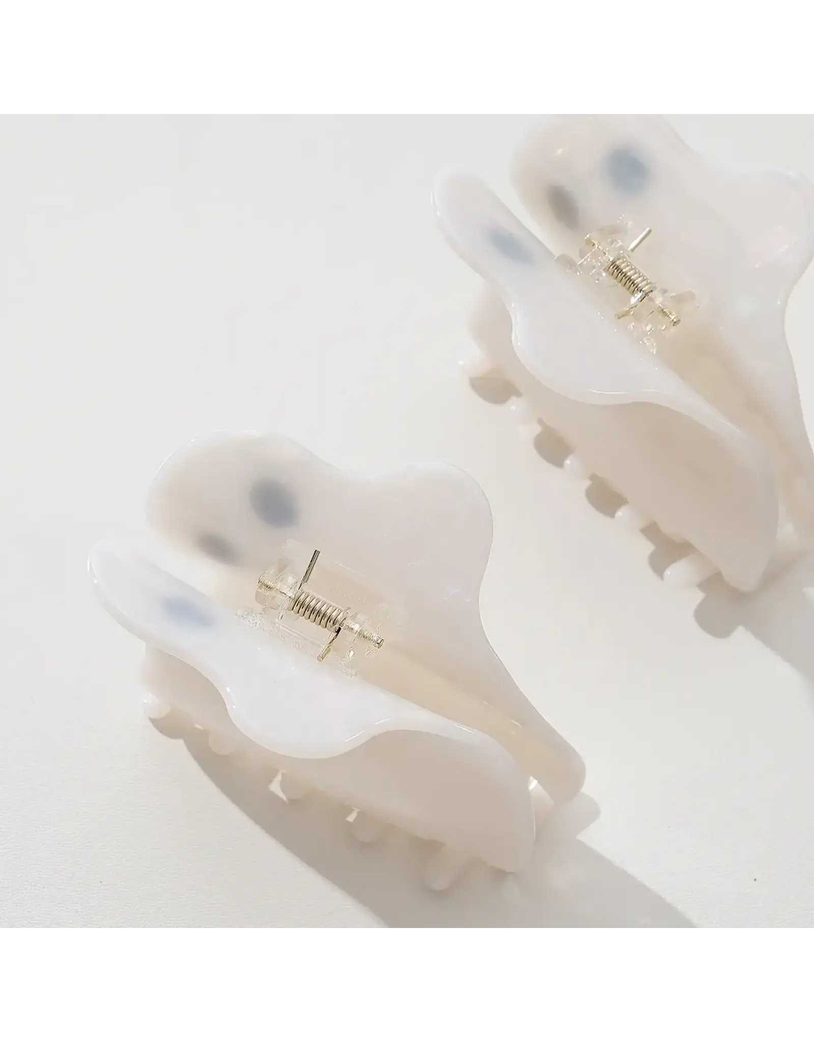 Adorro/Faire Ghost Claw Clip - Large