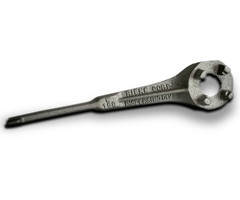 Heavy 16 - 15 Gallon Wrench (55L)