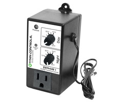 Titan Controls - Zephyr 1 - Day/Night Temp Controller