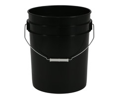 Gro Pro - Black Plastic Bucket 5 Gallon handle