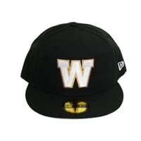 5950 Essential W Fitted Black Cap