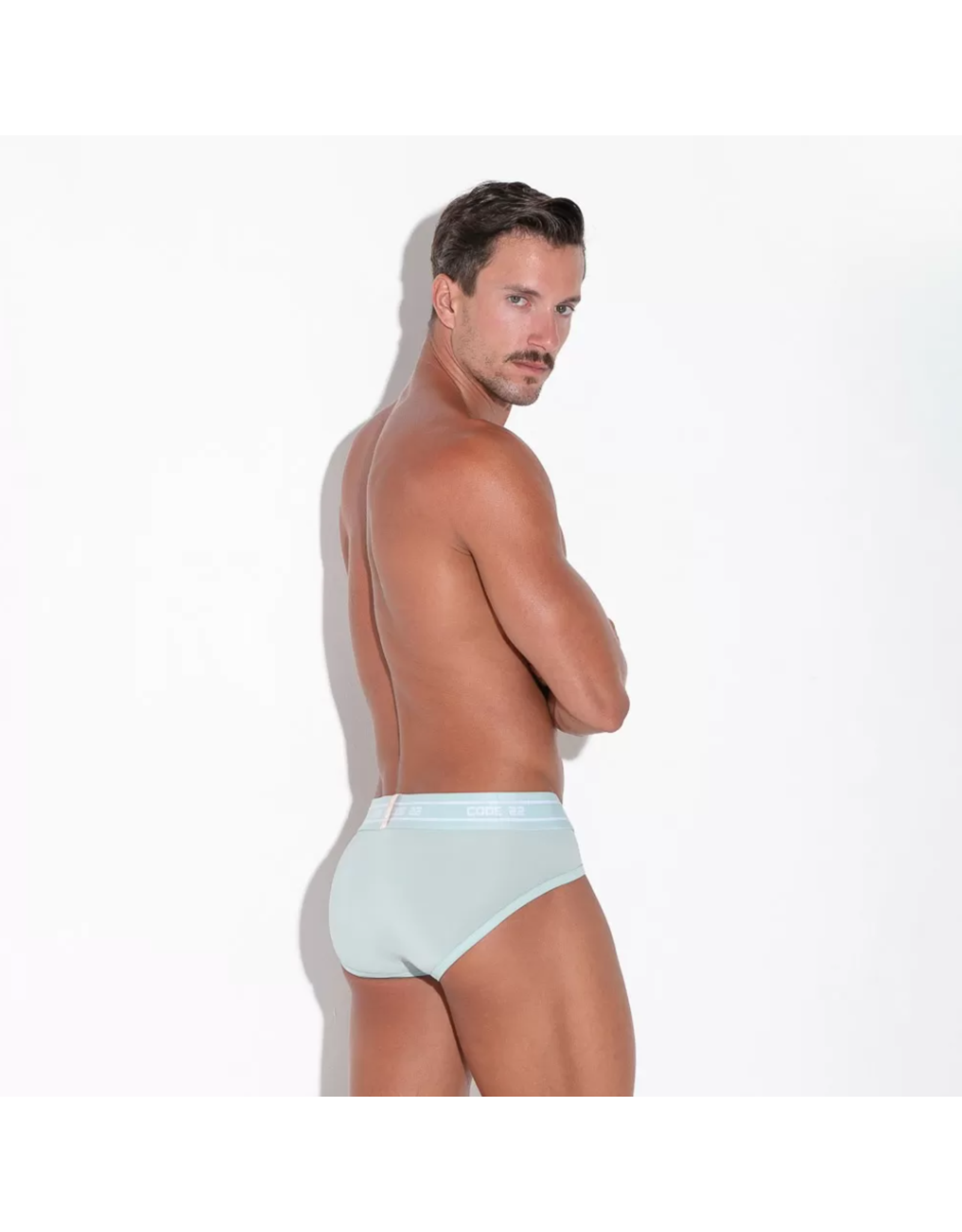 Code 22 Code 22 Secret Garden Brief