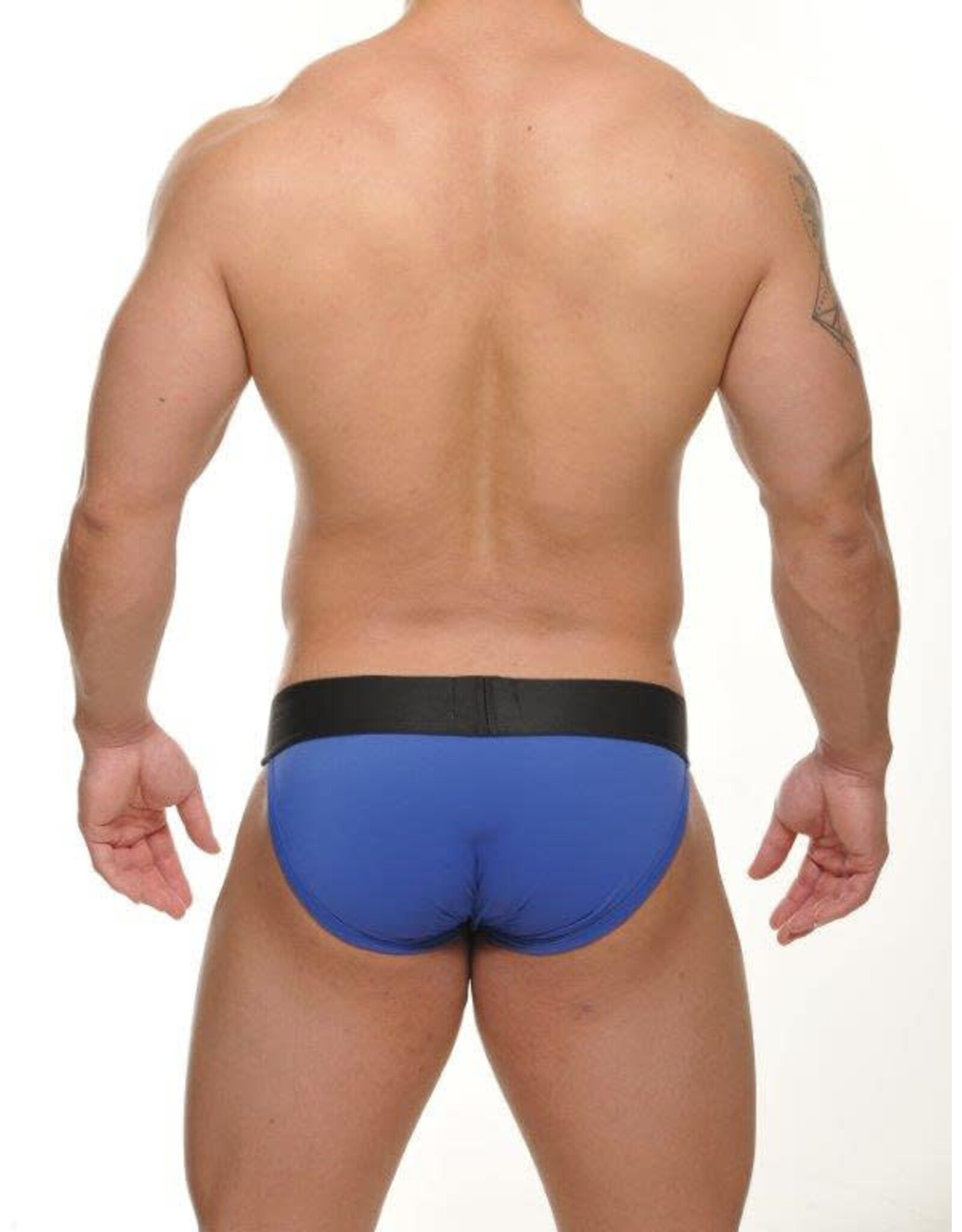 STUD STUD Kody Brief
