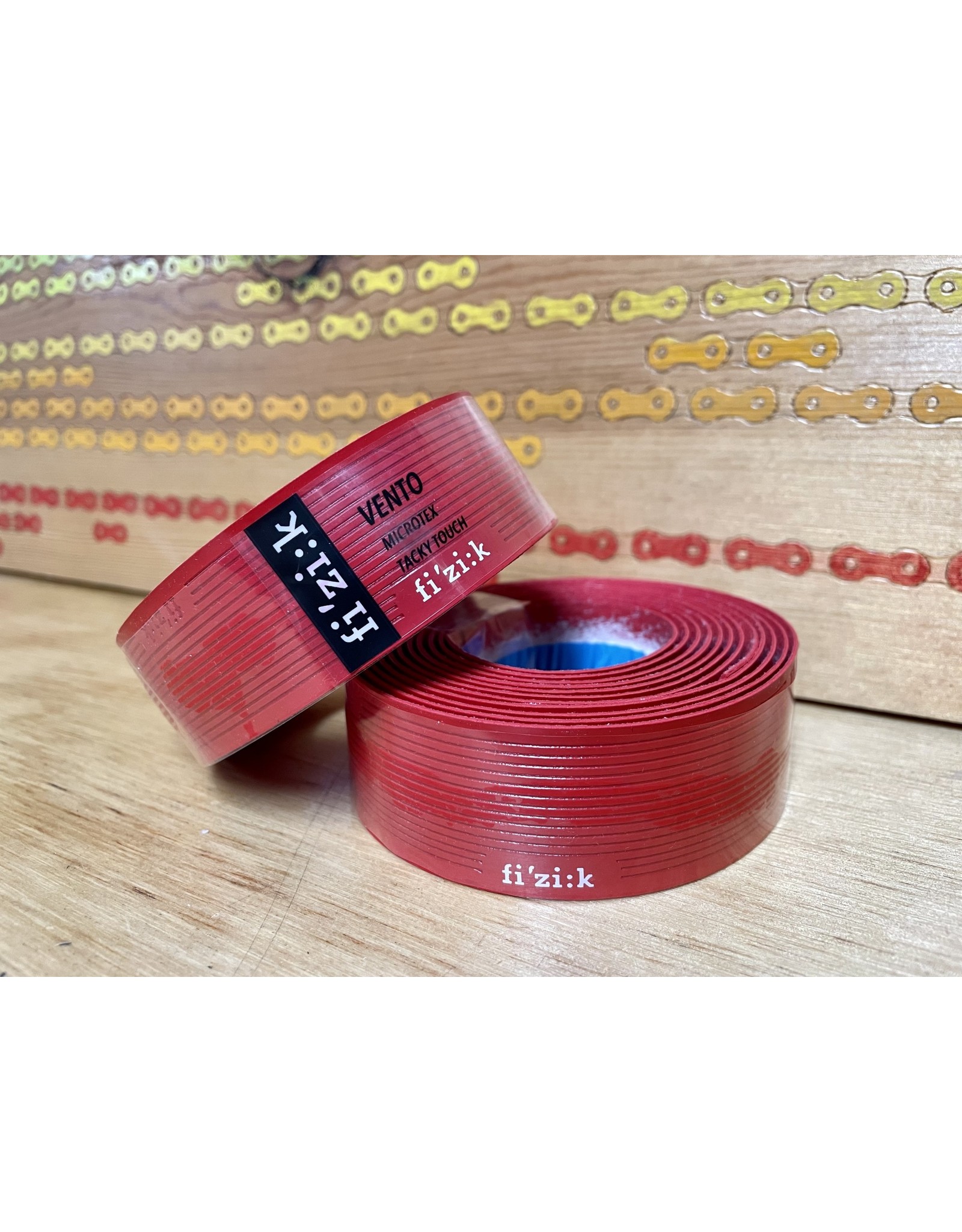 Fizik Fizik Vento Microtex Tacky Handlebar Tape - RED - 2mm