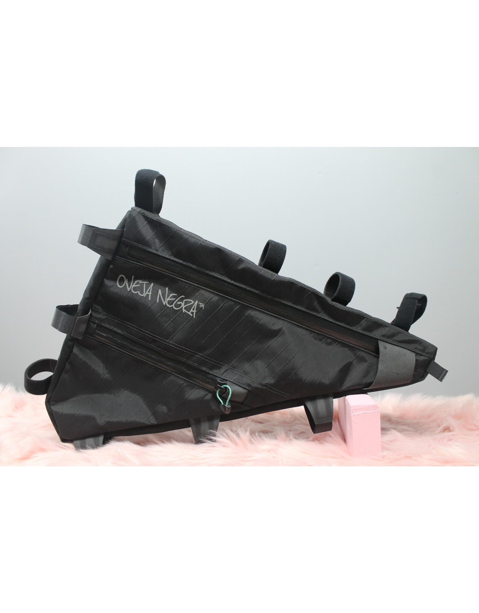 Oveja Negra Oveja Negra Bodega Frame Bag Large - Black