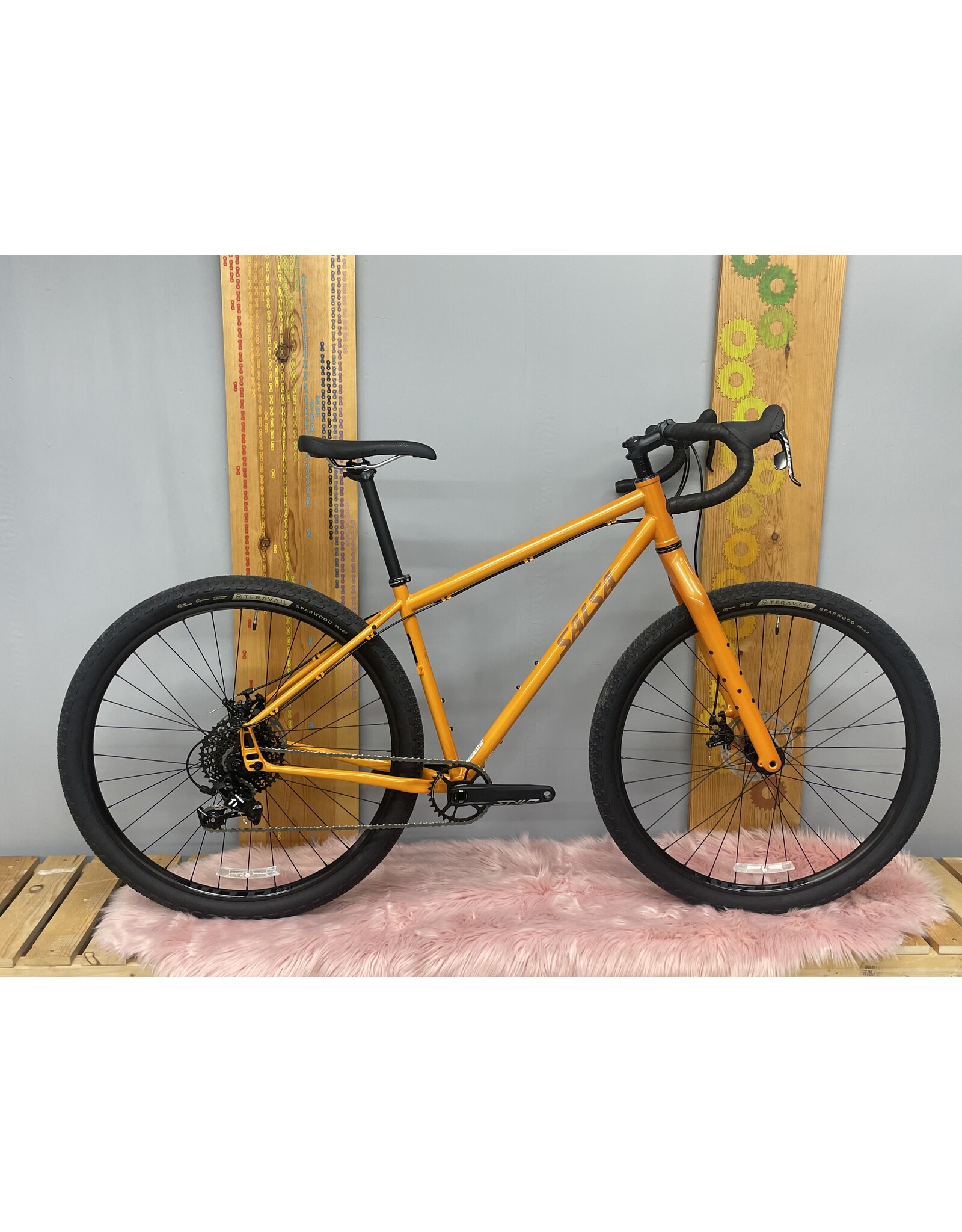 Salsa Salsa Fargo Apex 1x11 Bike - 29", Steel, Orange, Medium