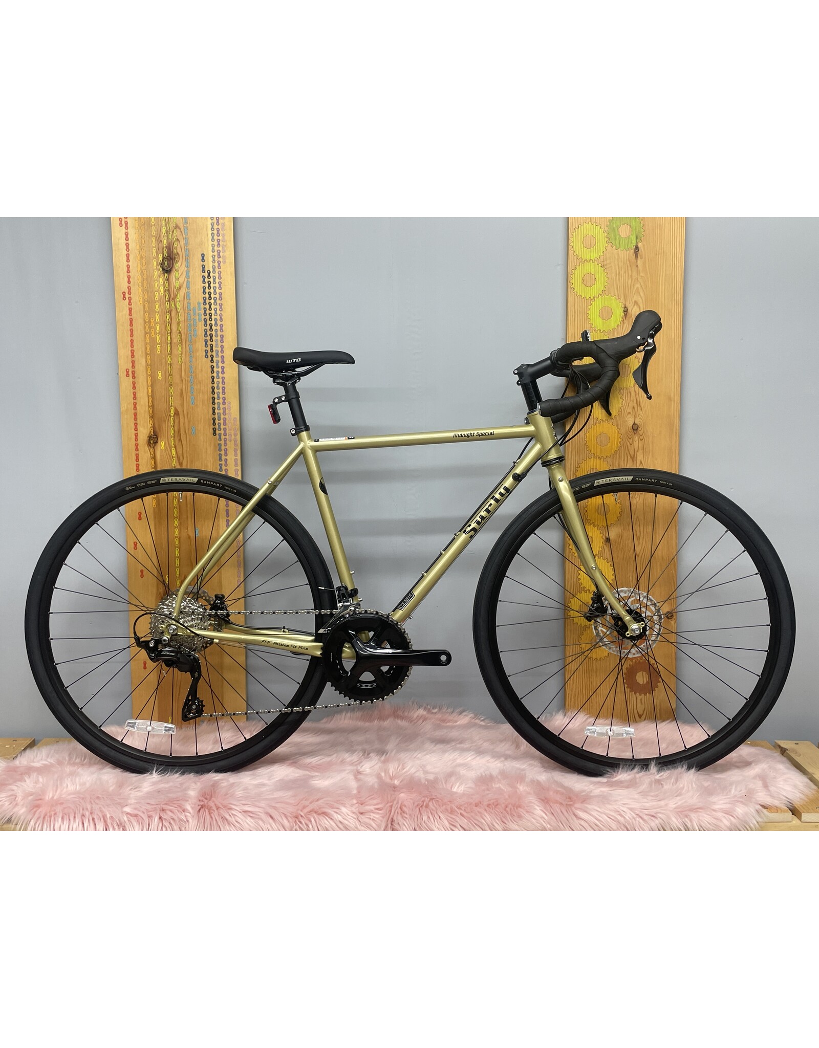 Surly Surly Midnight Special Bike - 700c, Steel, Fool's Gold, 58cm