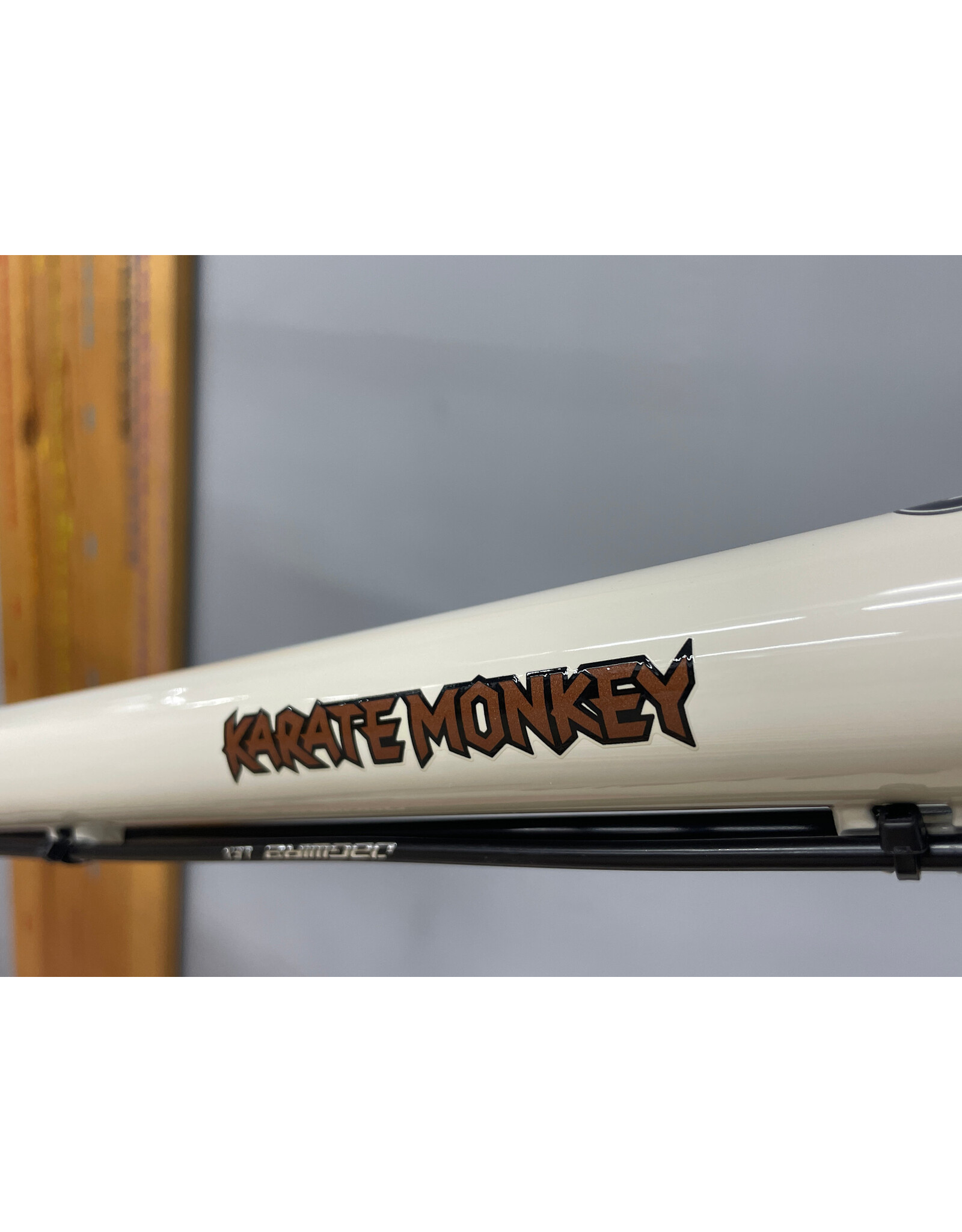 Surly Surly Karate Monkey Bike - 27.5", Steel, Snow Mold White, Medium