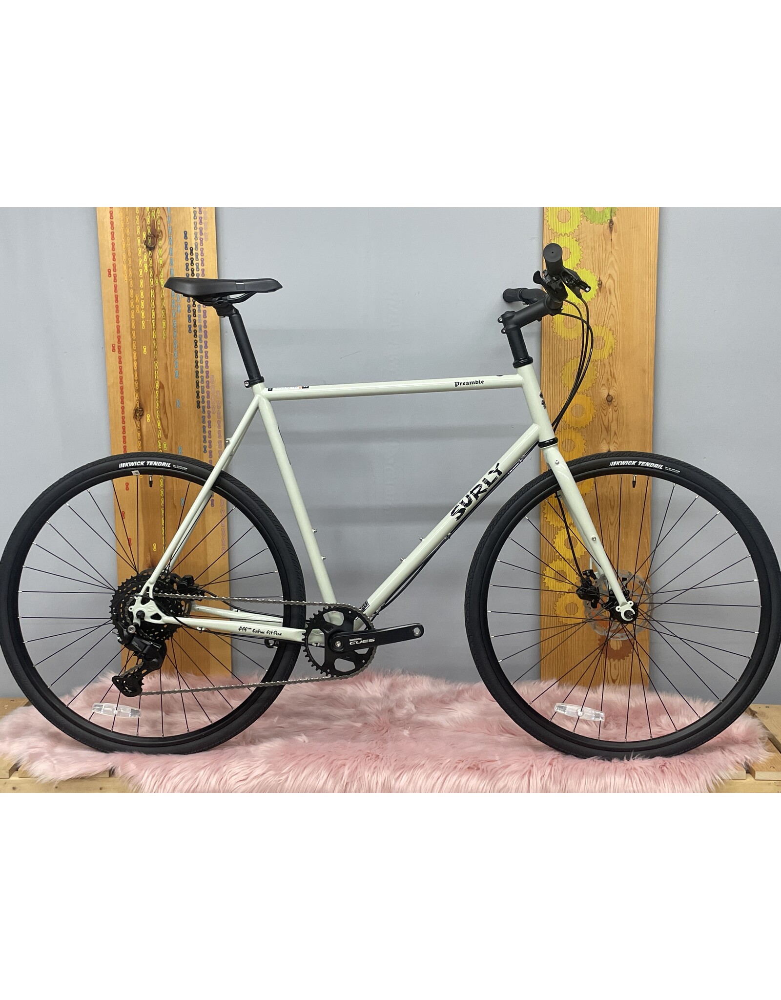 Surly Surly Preamble Flat Bar Bike - 700c, Steel, Best Buds Green, Large