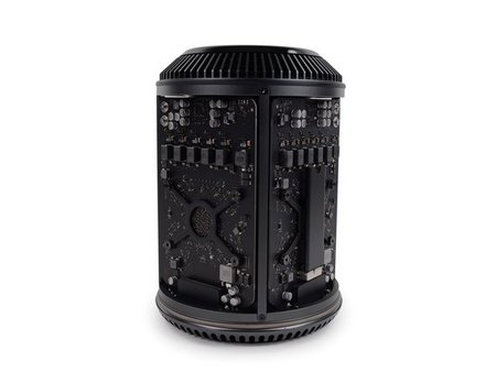 Apple Pre-Loved MacPro TrashCan 2.7Ghz 12-Core/64GB/1TB SSD/D700/Late 2013