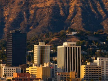 hollywood-apple-rentals 