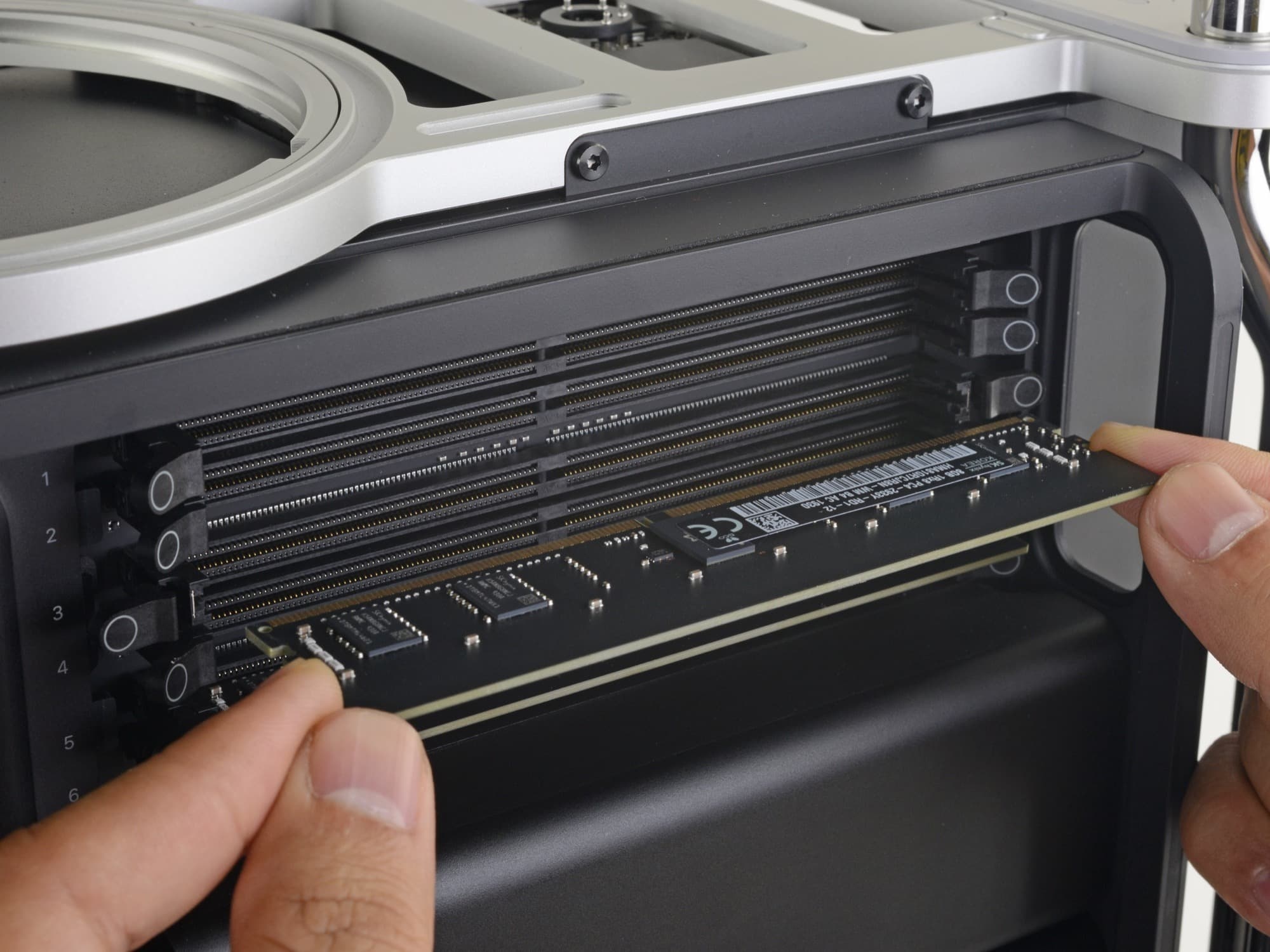 RAM-LONG:  8GB PC4-23400 RDIMM 2933MHz DDR4 (MACPRO TOWER)