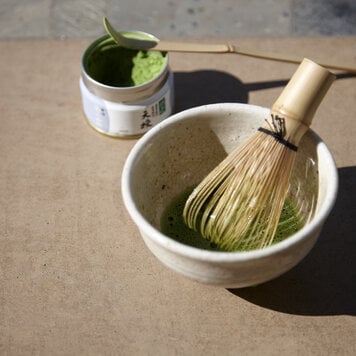 Naoshi (Whisk Holder) - Camellia Sinensis – Mint & Honey Gifts