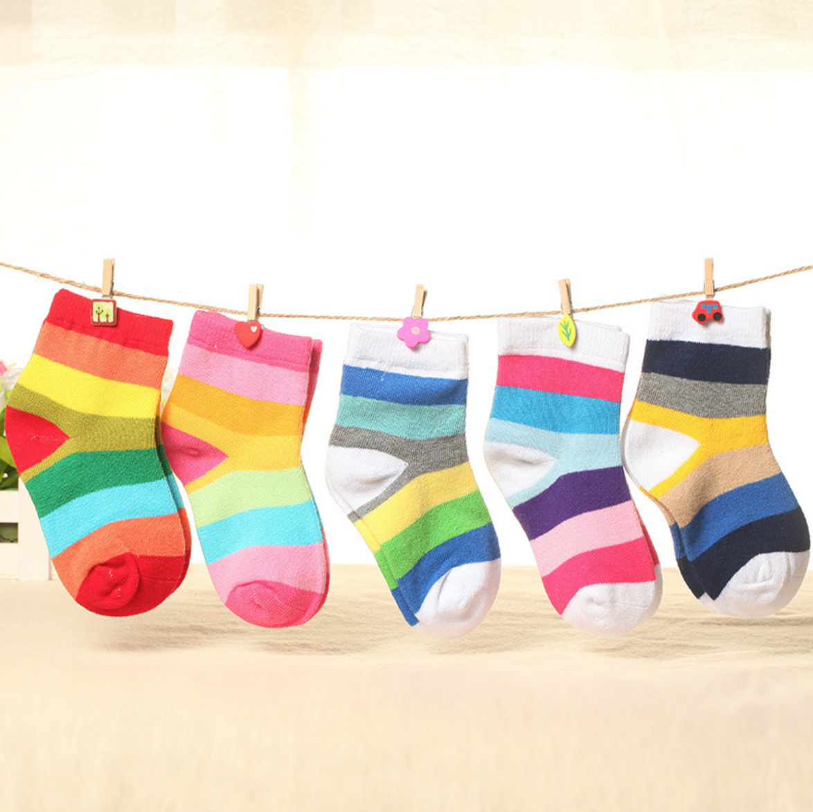 Rainbow Children Sock - 6-8Y