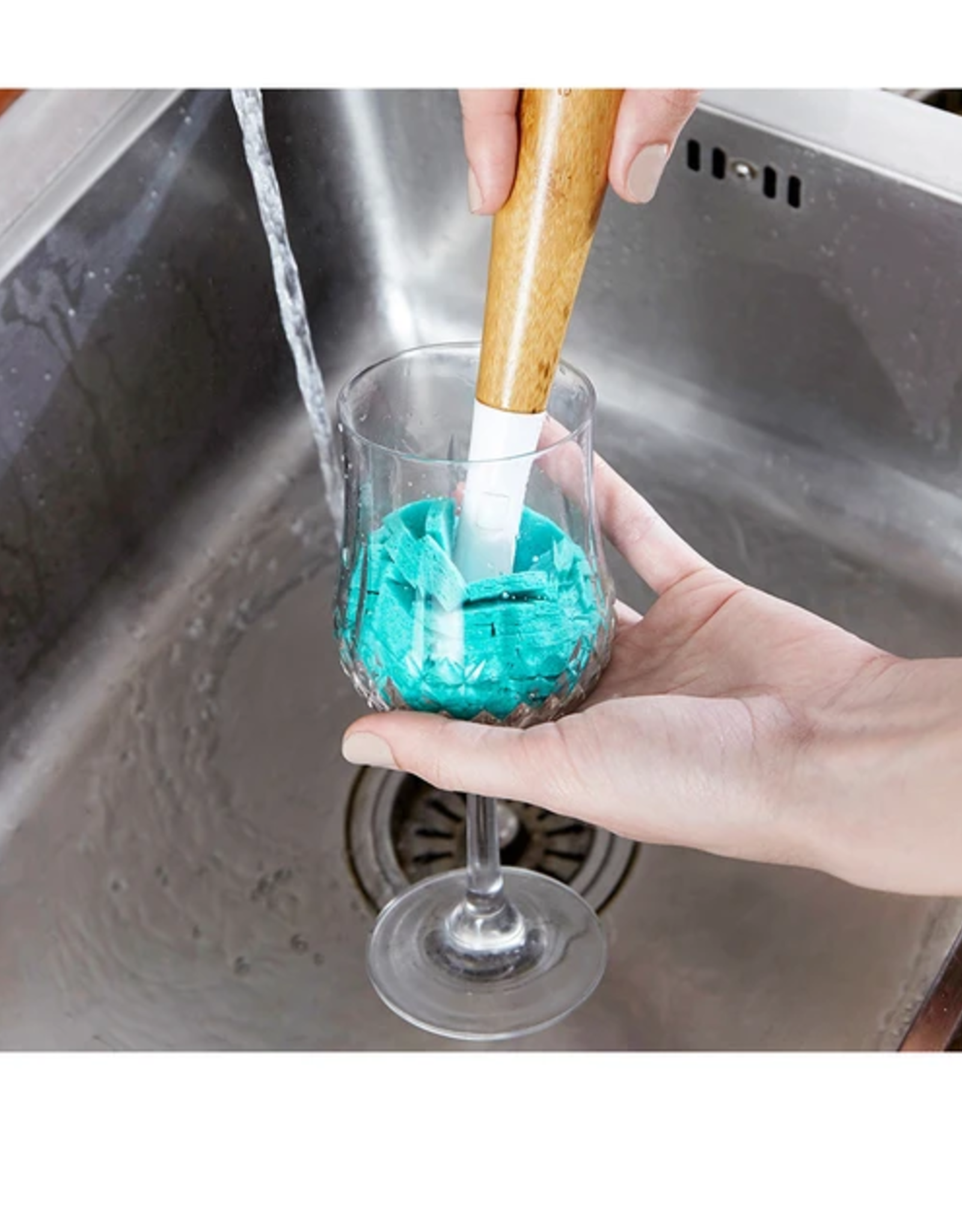 Full Circle Crystal Clear Glass Cleaner Brush