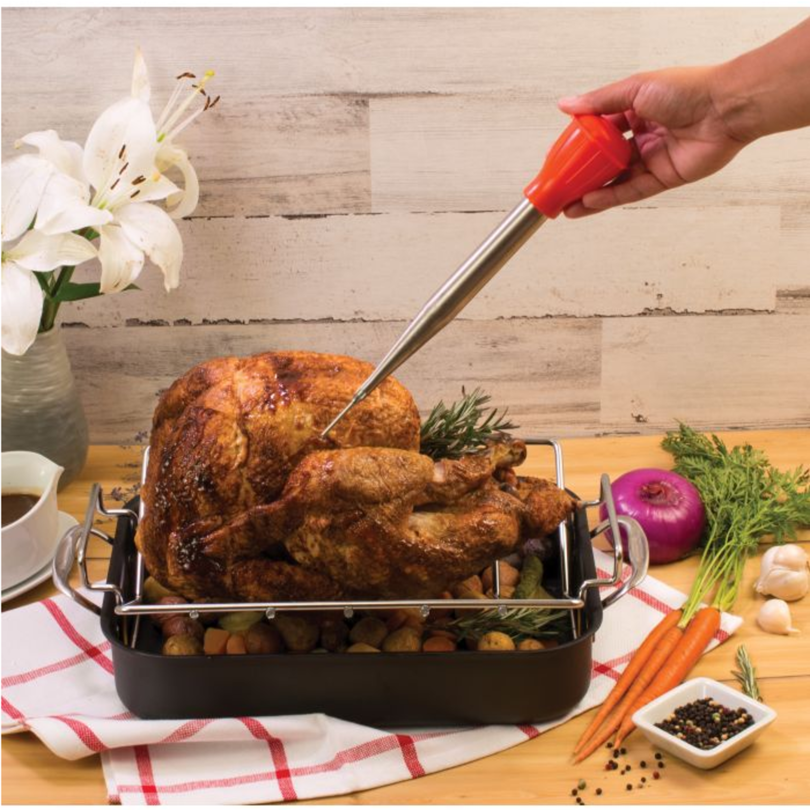 Harold Import Co. Baster with Cleaning Brush and Needle 2oz | Harold Import Co.