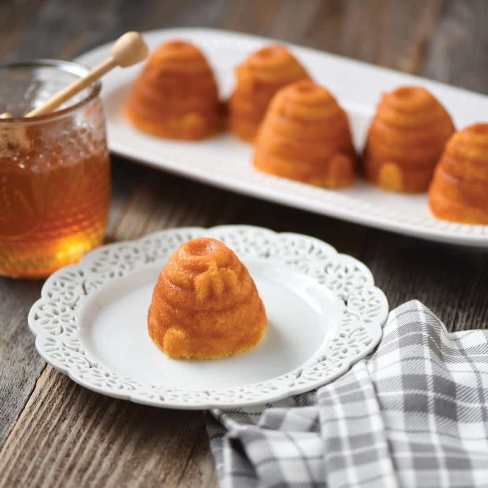 Nordicware Beehive Cakelet Pan | Nordicware
