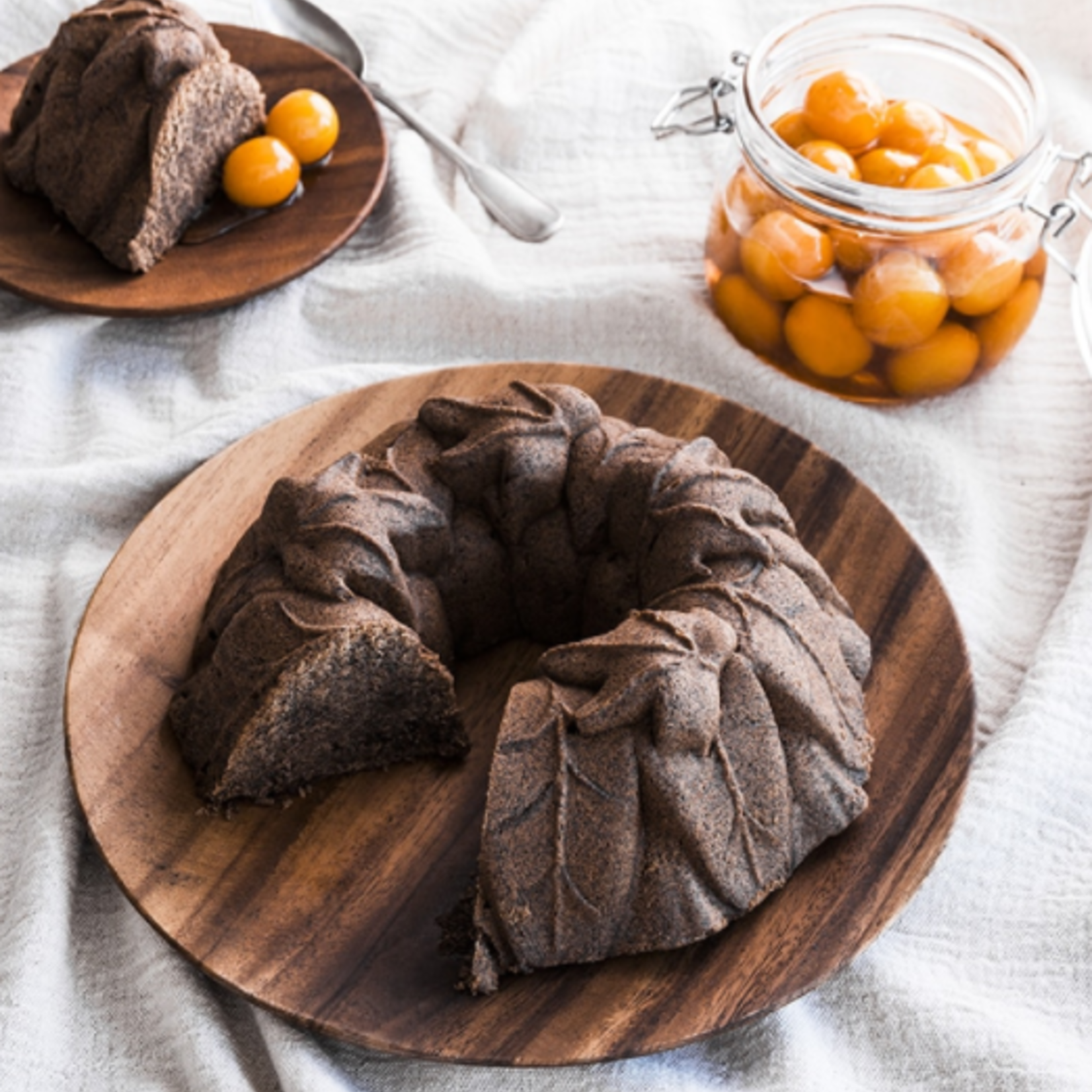 Nordicware Harvest Leaves Bundt Pan | Nordicware