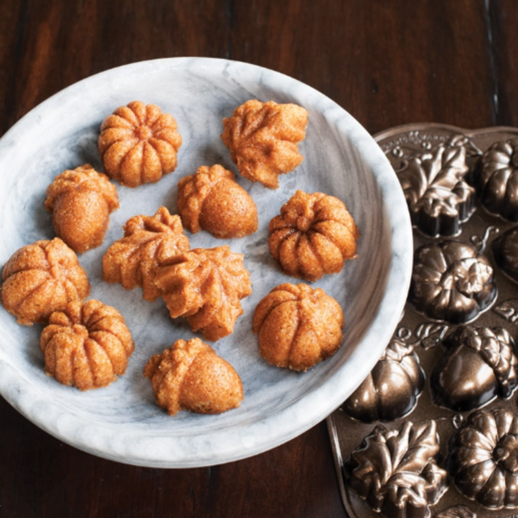 Nordicware Autumn Delights Cakelet Pan | Nordicware