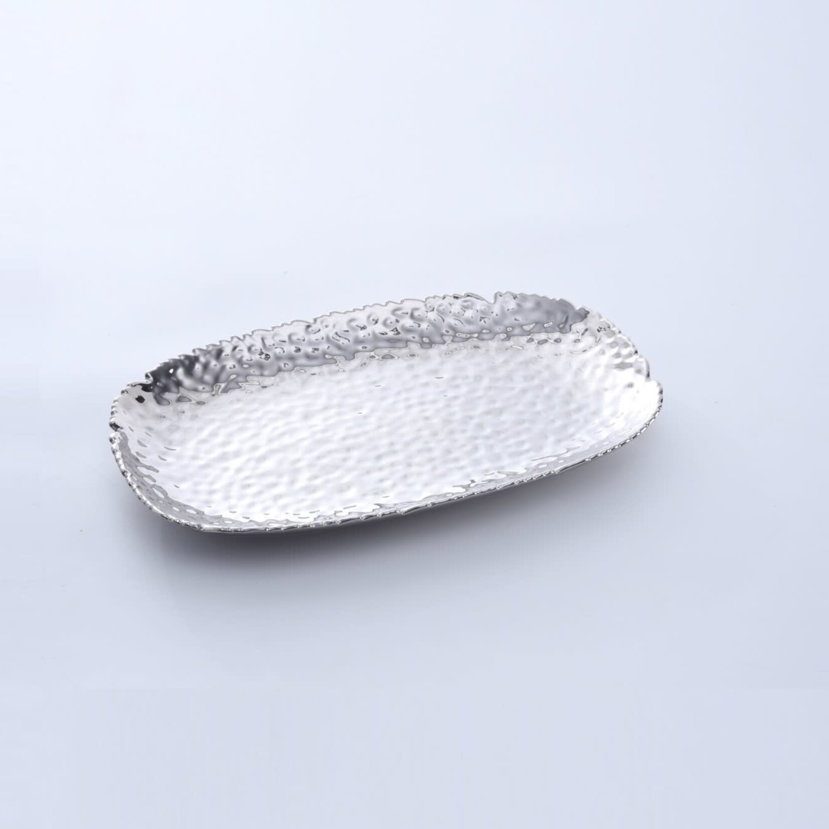Medium Serving Platter, Silver | Pampa Bay