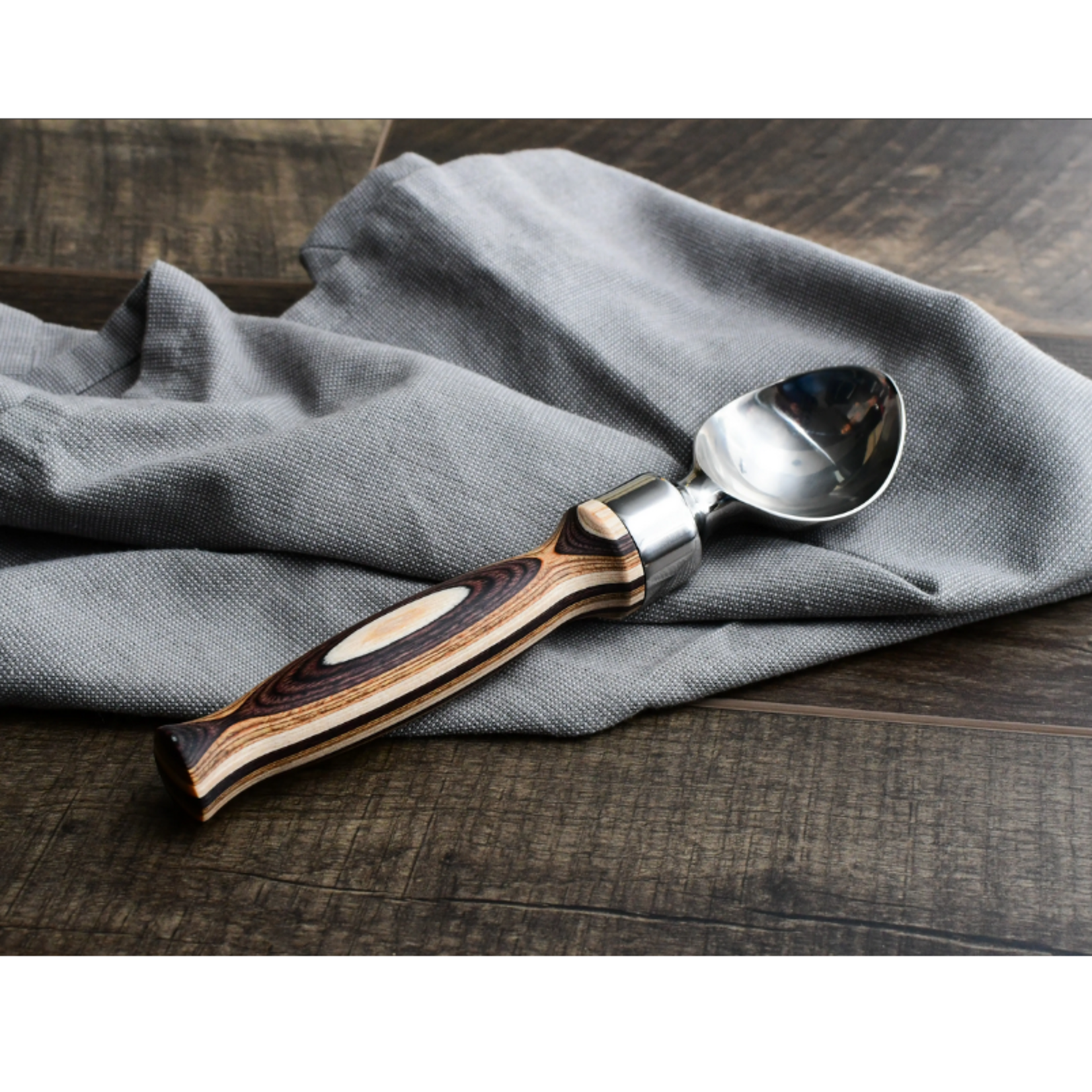 Island Bamboo Natural Pakka Ice Cream Scoop | Island Bamboo