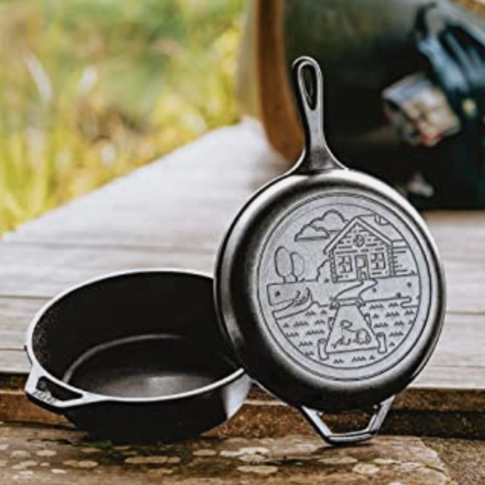 Lodge Wanderlust 3.2 Quart Seasoned Cast Iron Cabin Combo Cooker