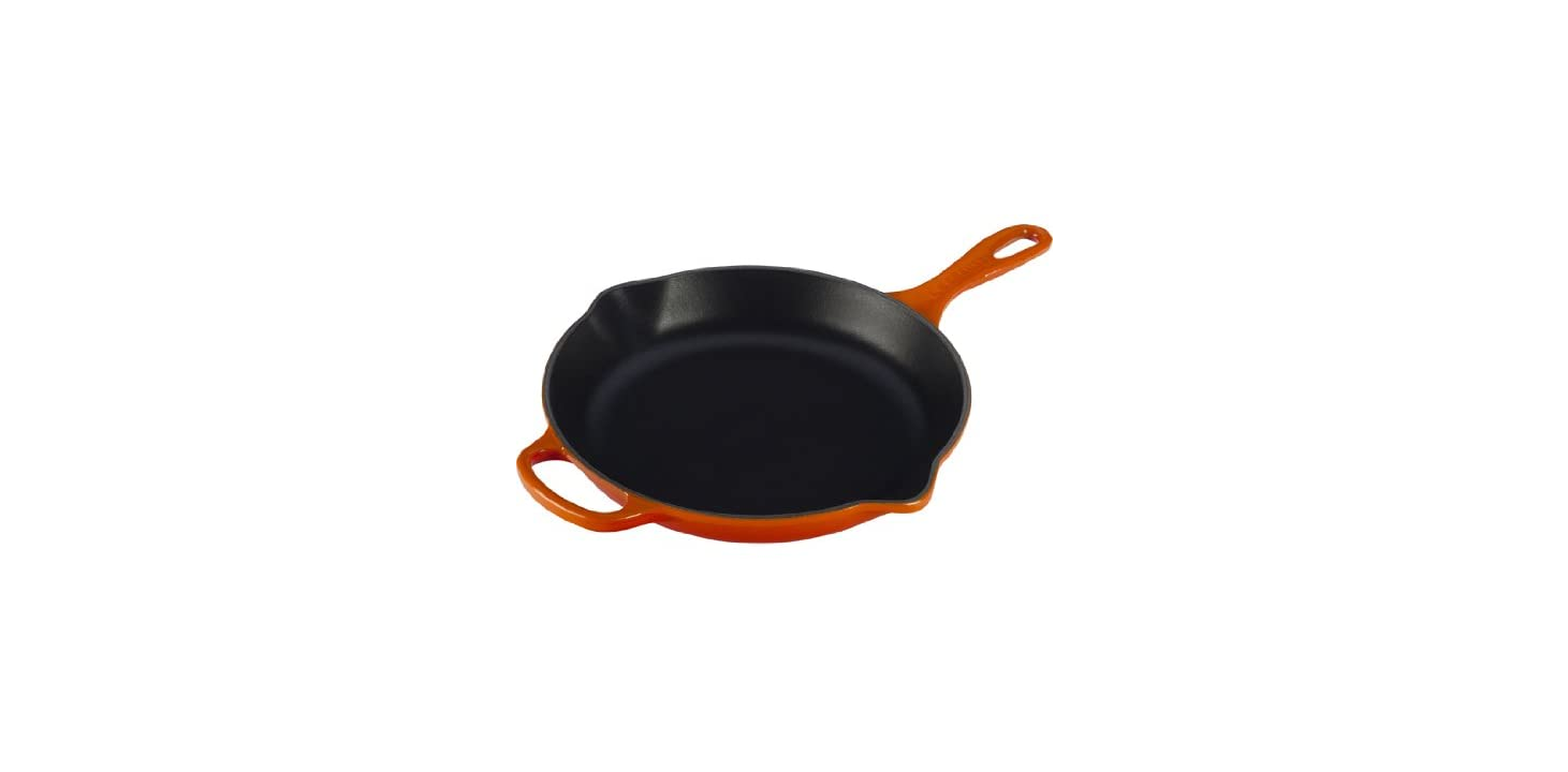 https://cdn.shoplightspeed.com/shops/631982/files/55990297/le-creuset-le-creuset-signature-iron-handle-skille.jpg