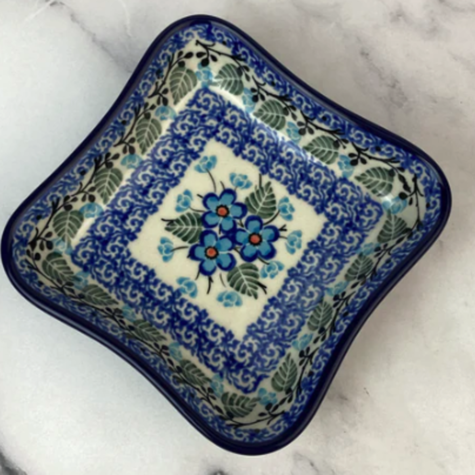 Polish Pottery Polish Shallow 4" Dish, Bunny's Garden | Polish Pottery