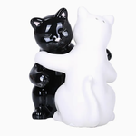 Urban Tokyo Hugging Cats Kissing Salt and Pepper Shakers Set | Urban Tokyo