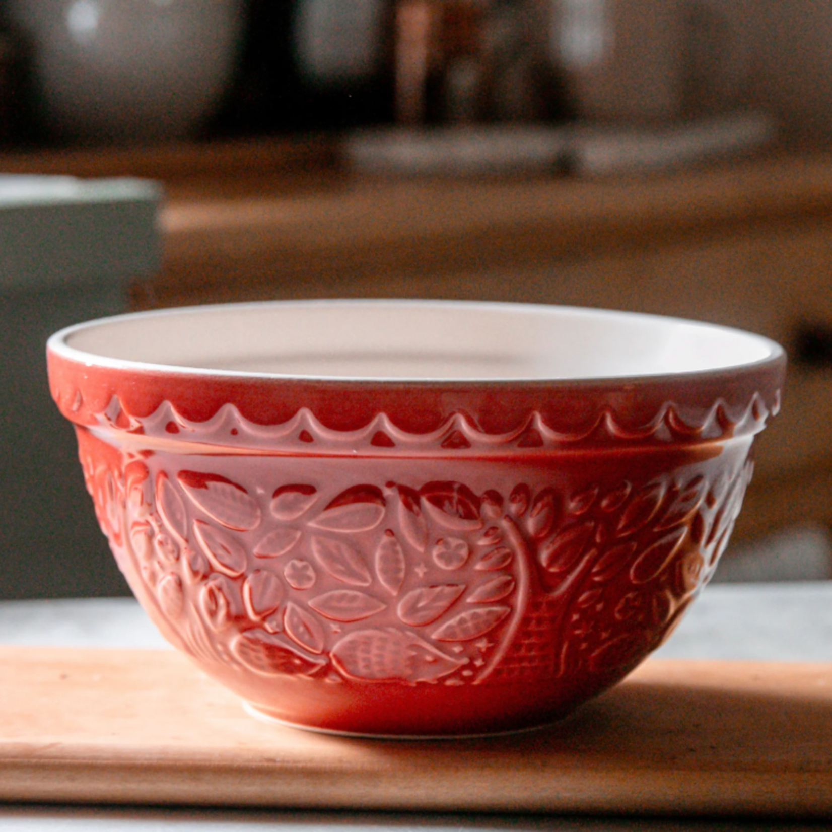 Mason Cash In the Forest S30 (1.25 Qt) Embossed Mixing Bowl - Hedgehog (Red) | Mason Cash