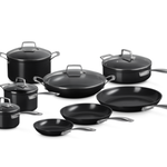 Le Creuset Essential Non-stick Ceramic 13-piece Cookware Set